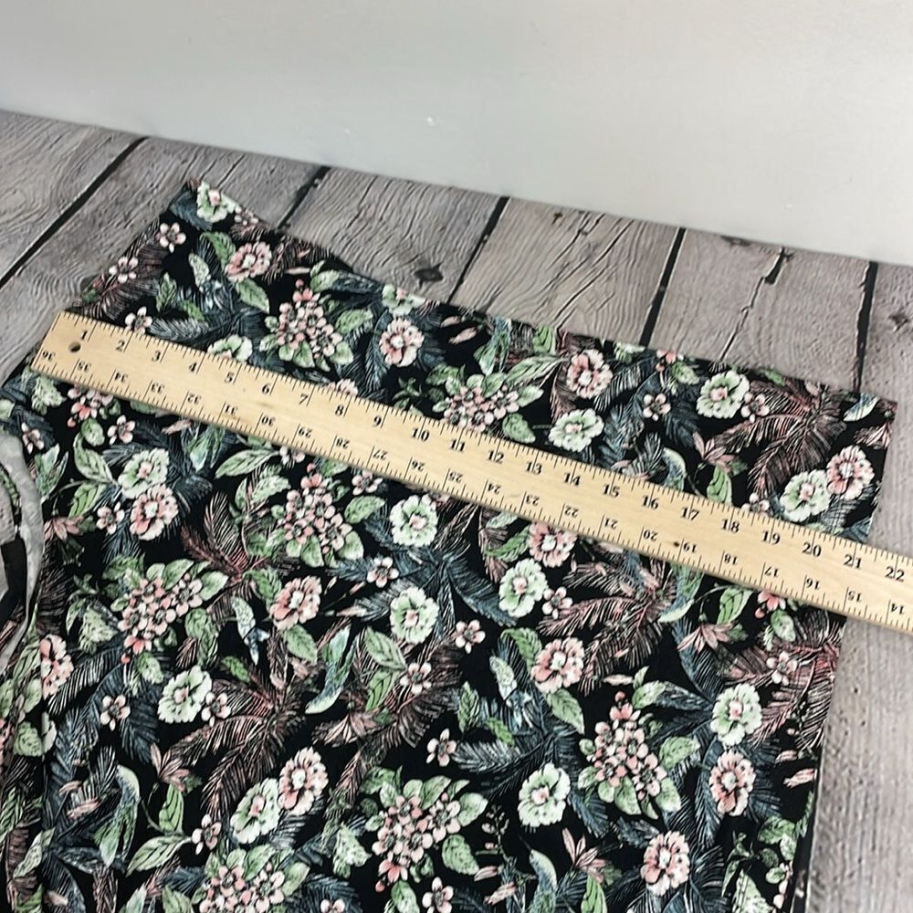 J. Jill Wearever Collection Floral T-shirt top short sleeve round neck sz Small - Picture 11 of 11